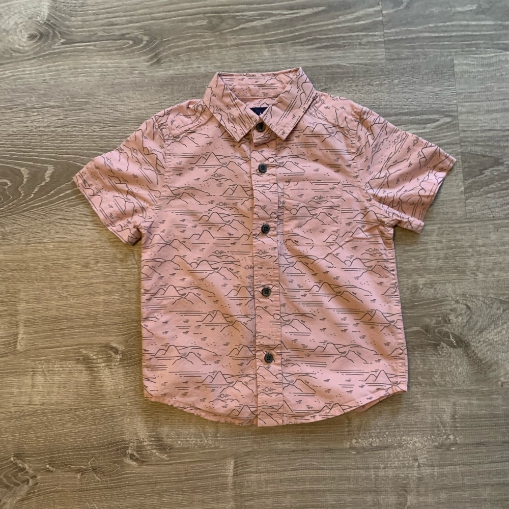 Light pink short sleeve button down shirt